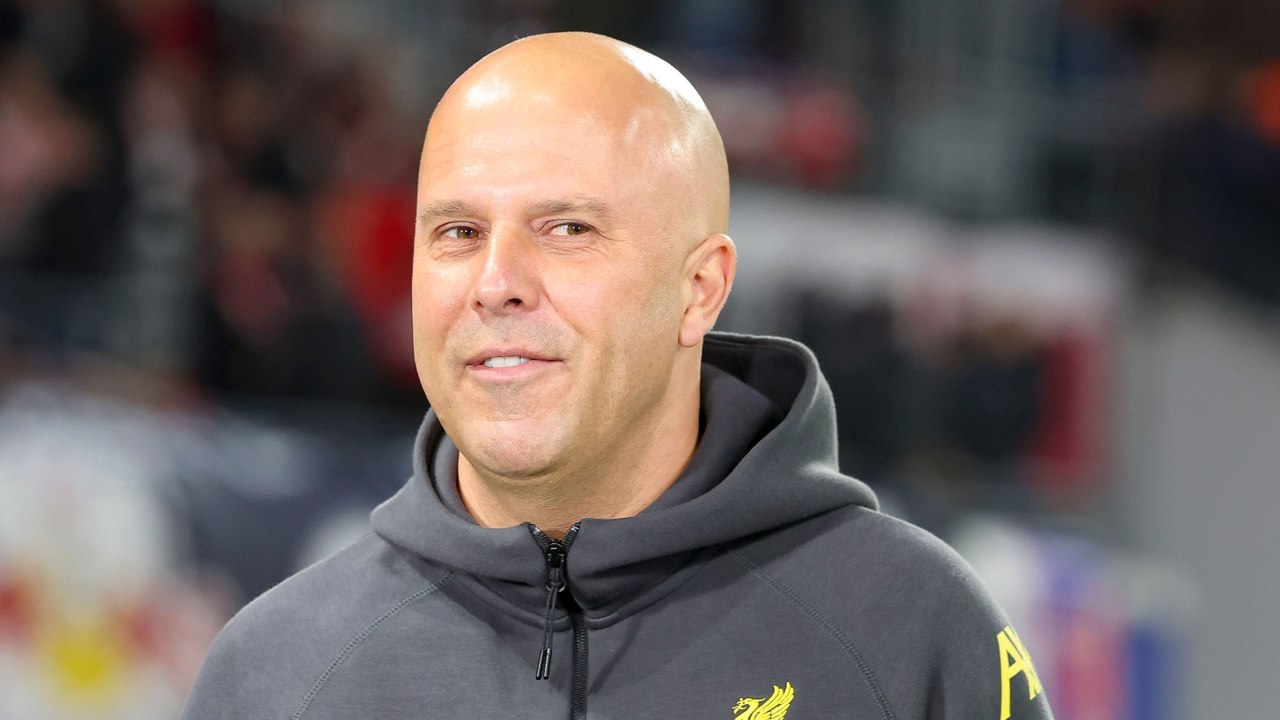 Slot nach Van-Dijk-Verlängerung angriffslustig: 'Zeigt, welche Ambitionen wir haben'