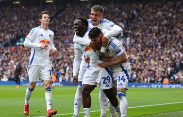 EFL Championship : Leeds étrille Stoke et a un pied en Premier League