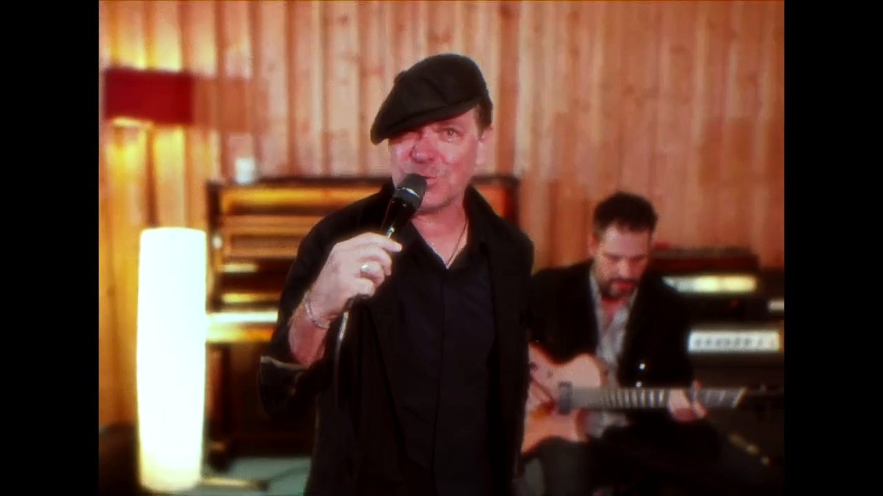 Kurt Elling - SuperBlue (En directo en The Pool, Londres)