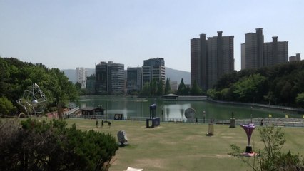 [날씨] 동쪽 곳곳 30℃↑...스모그·황사 영향, 공기 탁해 / YTN