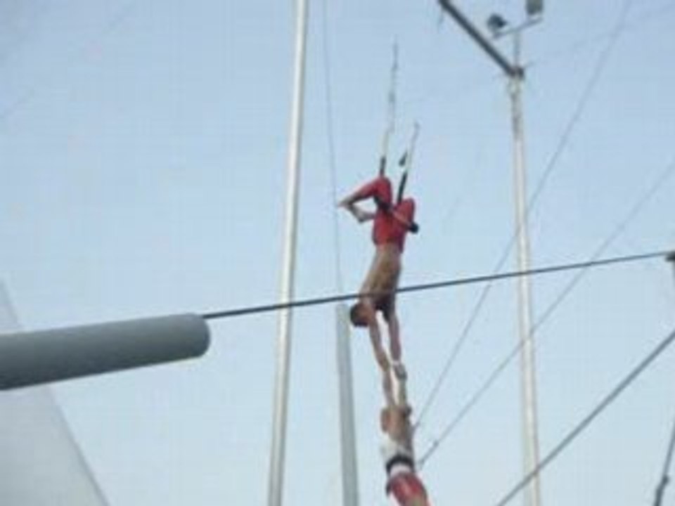 caro trapeze