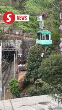 Four dead in cable car accident near Naples, passengers rescued in mid-air