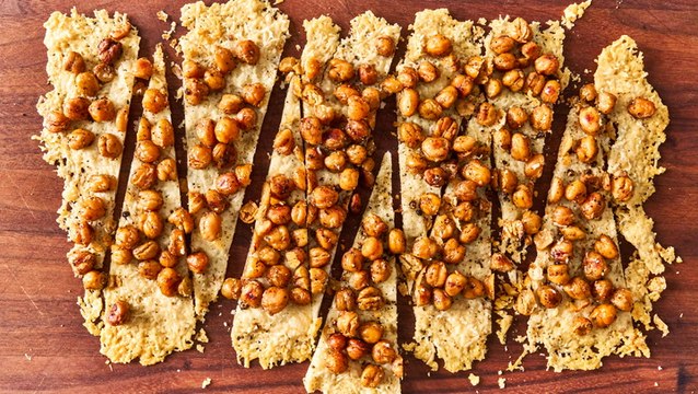 How to Make Cacio e Pepe Cheesy Bean Crisps