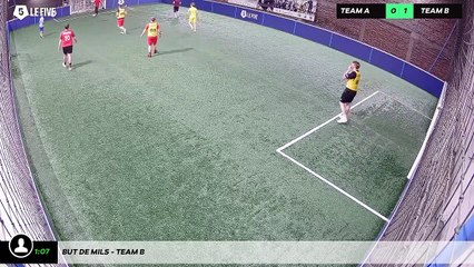 But de Mils - Team B