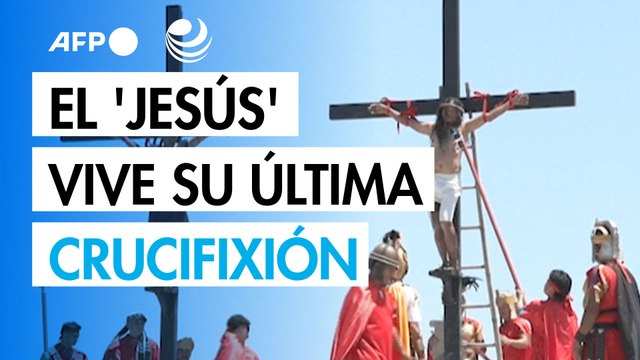 El 'Jesús' de Viernes Santo vive su última crucifixión