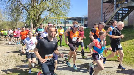 Le départ du jogging de la Principauté de Chimay