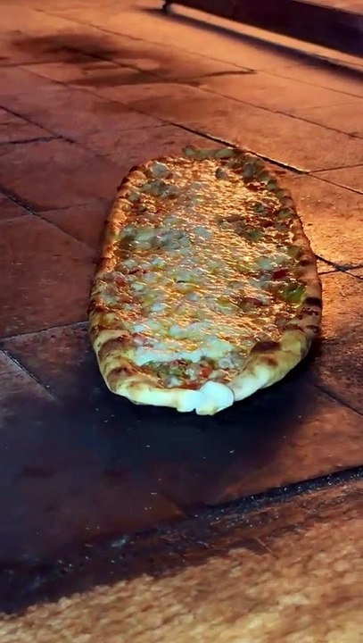 Kuşbaşılı Kaşarlı Pide😍