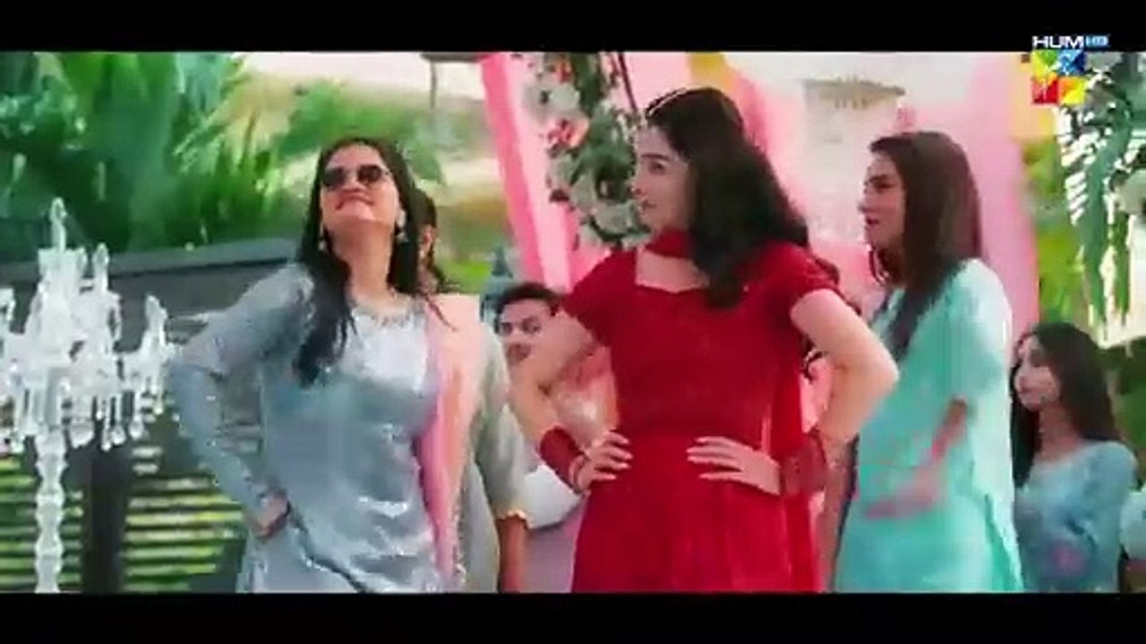Danish_Taimoor___Ayeza_Khan_-_Chand_Tara_Shadi_Song💃