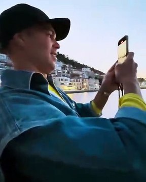 Αθηνά Οικονομάκου: Το εντυπωσιακό έθιμο στο Γύθειο και η συγκίνηση δίπλα στον Μπρούνο Τσερέλα!