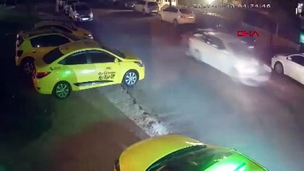 Görme engelli kadını soydular... Hırsızlardan biri bakın kim çıktı!