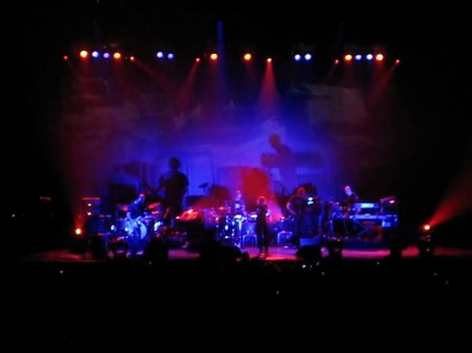 Portishead - Sour Times (LIVE Paris Le Zénith 2008)