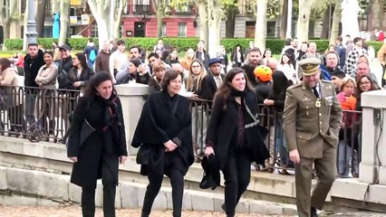 Teresa Urquijo se deja ver en la Semana Santa con barriguita premamá y desvela cómo se encuentra