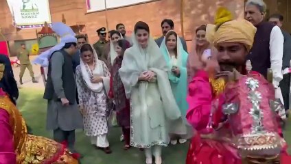 Punjab Dihaar 2025 | Marium Nawaz Ka Jhummay Wala Welcome, Lok Geet & Ghoro Ka Show!