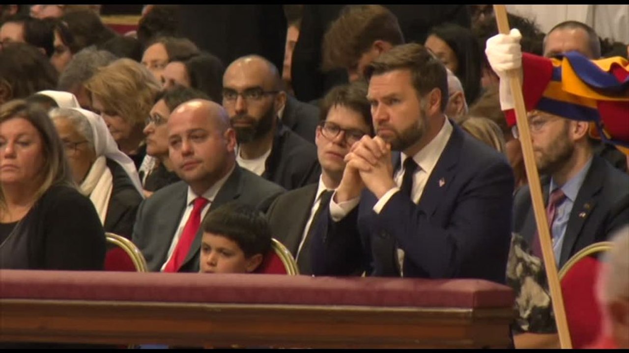 Il vicepresidente USA JD Vance ai riti del Venerdì Santo a San Pietro