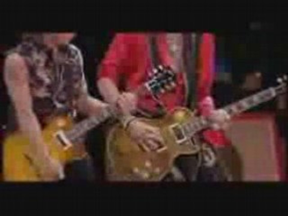 The_Train_Kept_Rollin'_Aerosmith live
