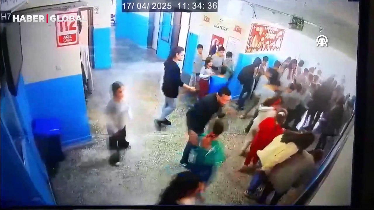 Dili boğazına kaçan öğrenciyi müdür yardımcısı kurtardı