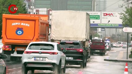 Ankara’da sağanak yağış hayatı olumsuz etkiledi