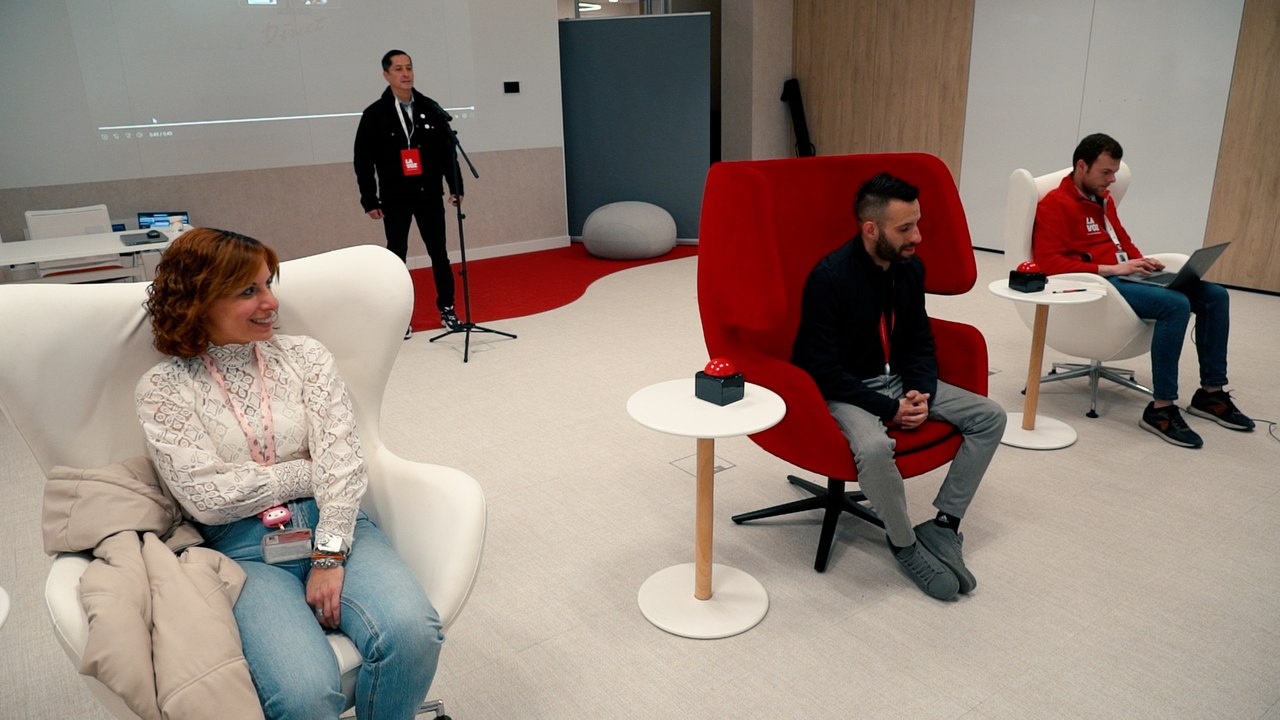 Así contrata a ciegas Securitas Direct