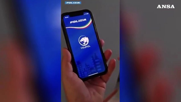 Nascondeva la cocaina nel clacson dell'auto, arrestato pusher a Fiumicino