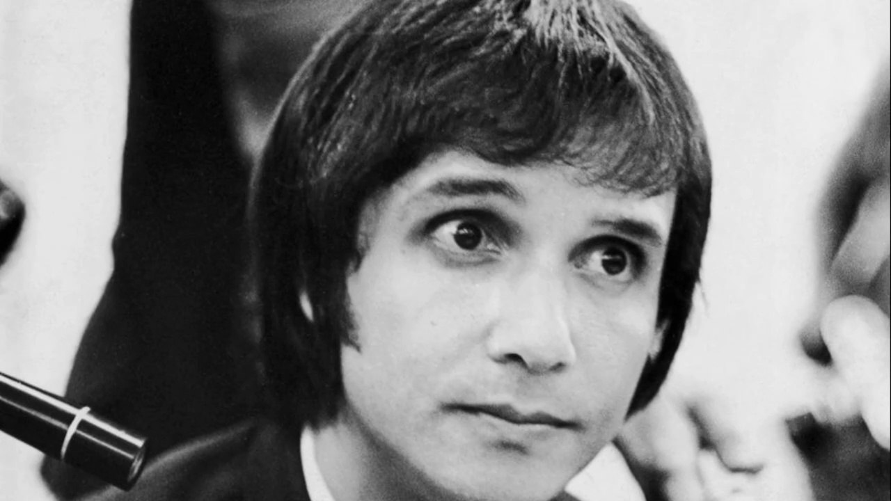 COMBUSTÍVEL, METAL E POEMA: A VERDADE SOBRE O FESTIVAL DE SANREMO (ROBERTO CARLOS, 84 ANOS)