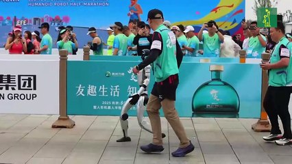 21 kilómetros después, el robot chino Tiangong demuestra que correr ya no es solo humano