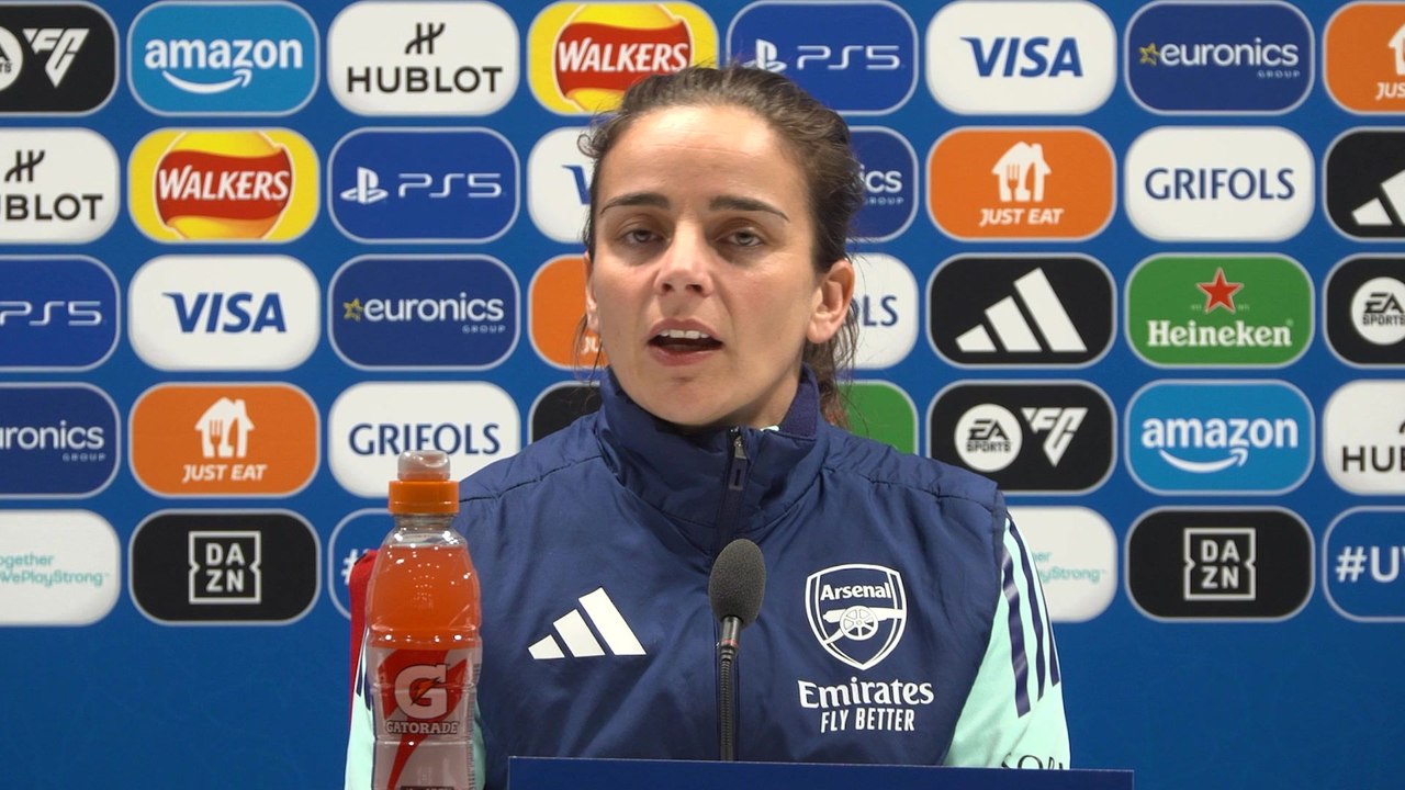 Renee Slegers reacts to Arsenal Women 1 - 2 Lyonnaise in 1st leg of UWCL Semi Finals