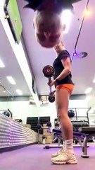 SE VIRALIZA VIDEO DE UNA CHICA EN EL GIMNASIO