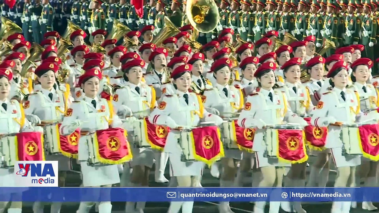 Tổng hợp luyện diễu binh, diễu hành kỷ niệm 50 năm ngày giải phóng miền Nam - VNA