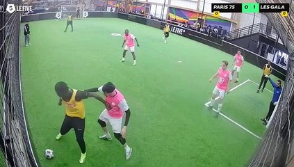 PARIS 75 - Les galactiques Paris 18 19/04 à 16:14 - Football Terrain 1 (LeFive P18)
