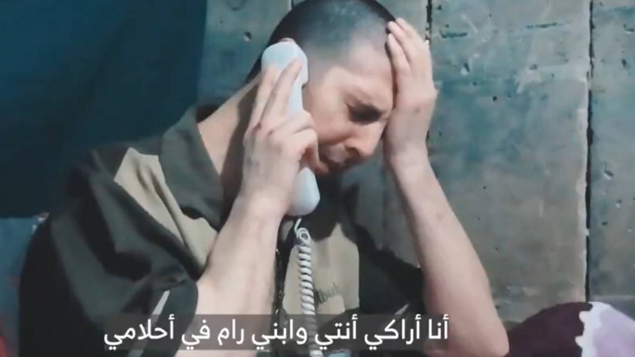 Hamás revela nuevo video del colombo-israelí Elkana Bohbot: "quiero oír la voz de mi hijo, por favor"