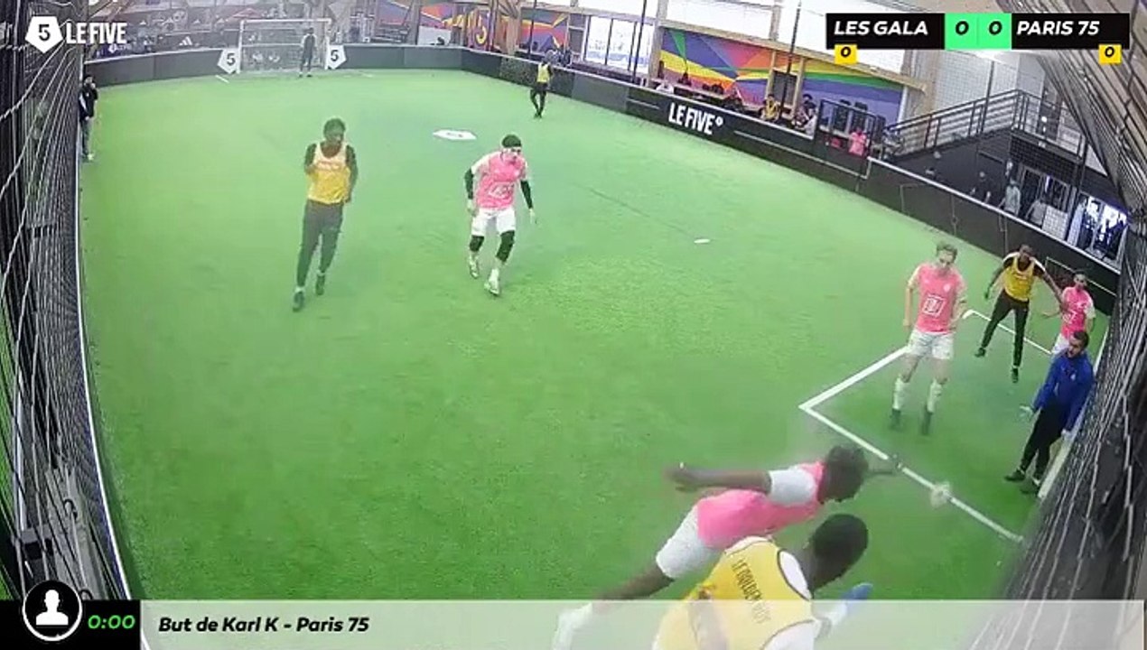 Les Galactiques Paris 18 - Paris 75 19/04 à 18:26 - Football Terrain 1 (LeFive P18)