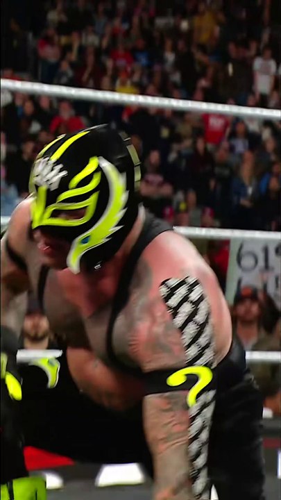 WWE (@wwe) Official_392
