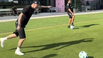 Beckham sa ancora farla girare: che gol!