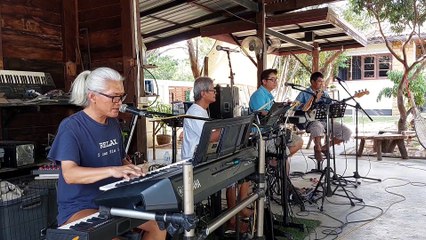 ทั้งรู้ก็รัก-ชรัส เฟื่องอารมณ์.. Wai Chara Jamming