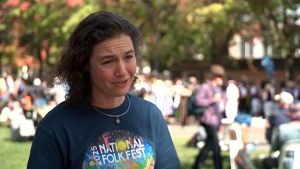 Thousands gather to Canberra for the National Folk festival despite fetes around the country failing to stay afloat