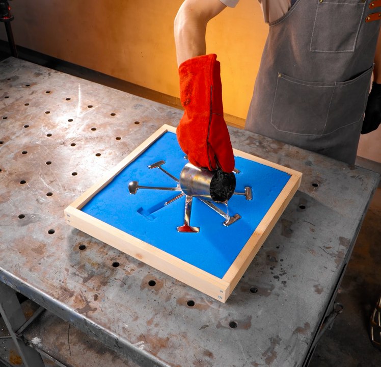 Artistry Unleashed : BRICOLAGE à partir de matériaux ordinaires !