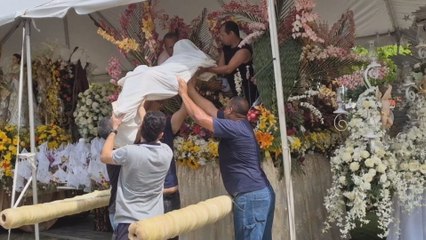Feligreses continúan llegando a venerar el Santo Cristo de Alanje