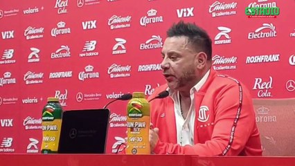 Mohamed cuestiona formato y arbitraje tras liderato de Toluca