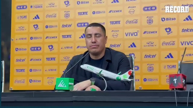 Efraín Juárez: “No me quiero parecer a nadie, soy Efraín Juárez”