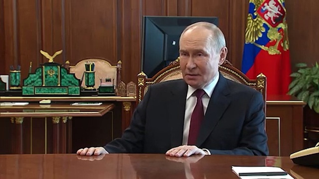 Zelenski informa de casi 60 nuevos ataques rusos pese a la tregua anunciada por Putin