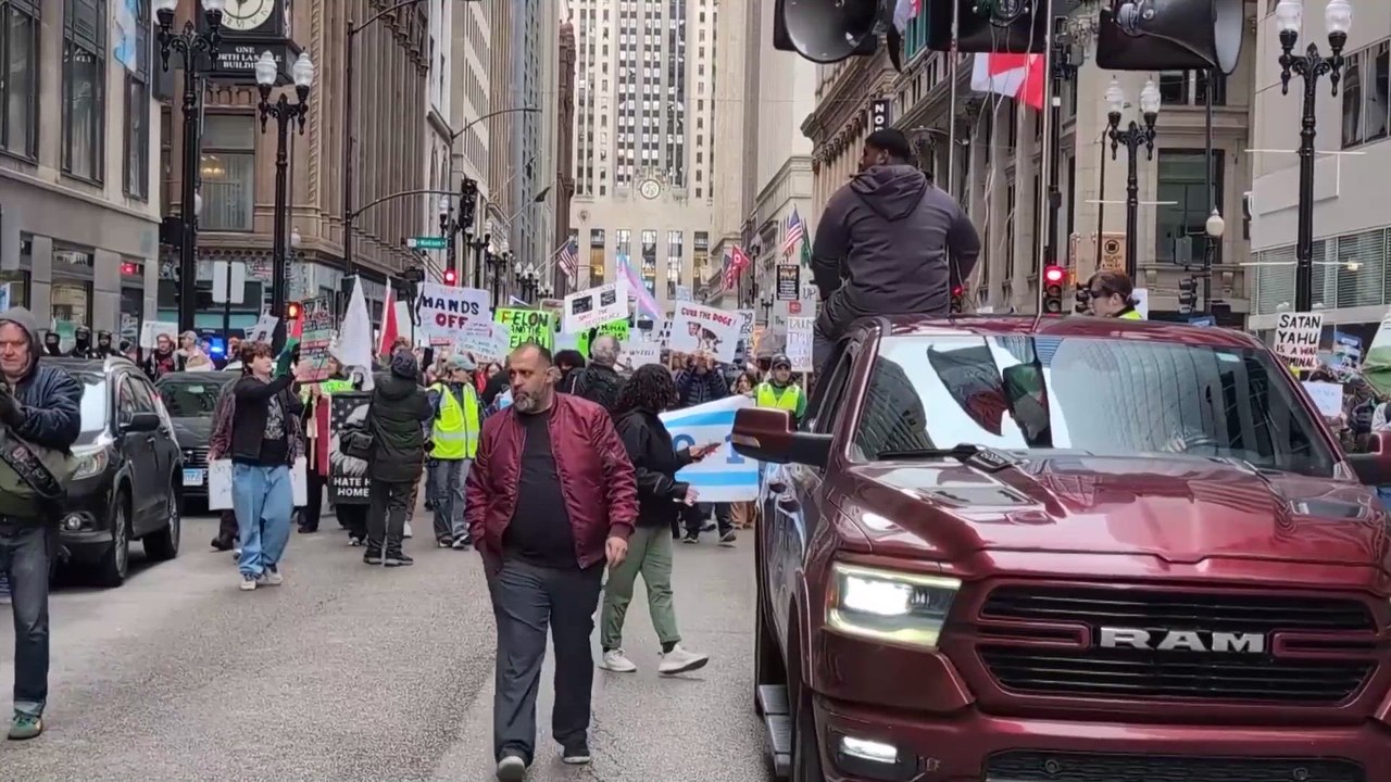 The sound of fury as protesters in Chicago take to the streets against Trump