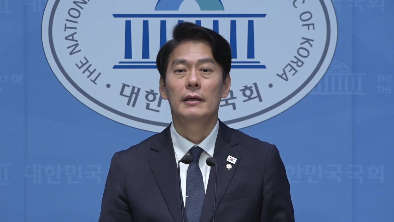 민주 "한 대행, 사실상 출마 의사 밝혀...당장 사퇴해야" / YTN