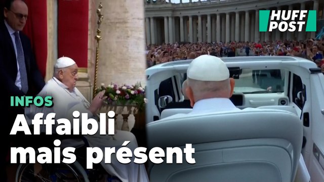 La très très brève intervention du pape pour souhaiter « Joyeuses Pâques » aux fidèles