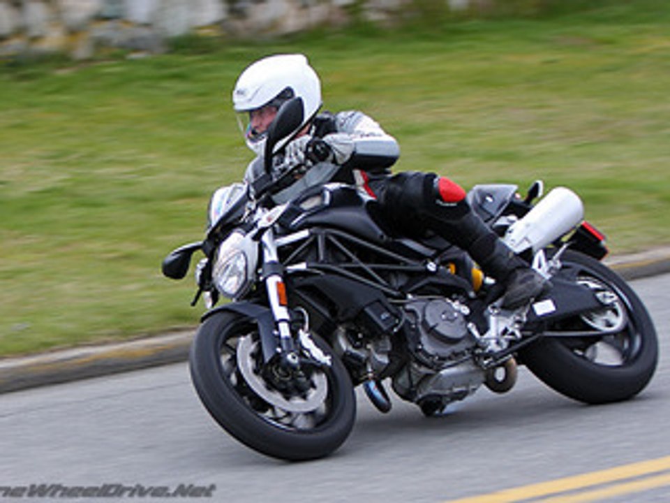 2009 Ducati Monster 696 Review - Monsters Inc.