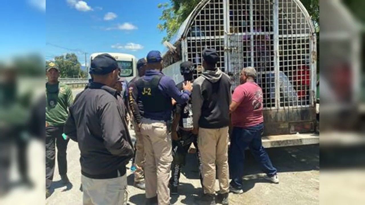Migración detiene a 1,129 haitianos y deporta a otros 838
