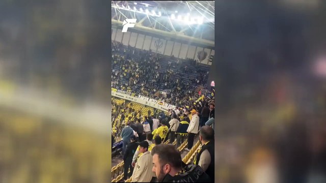 İZLE | Fenerbahçe taraftarı Kayserispor maçı sonrası çılgına döndü: Yönetim istifa!