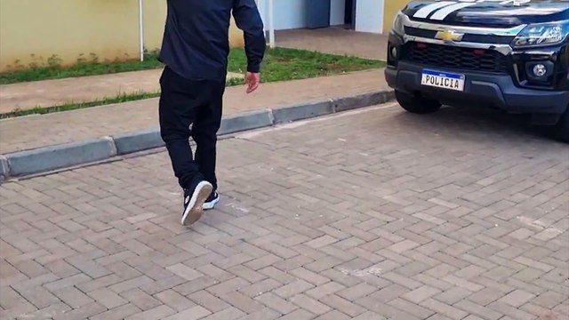 Jovem é preso por embriaguez ao volante após bater em carro estacionado em Corbélia