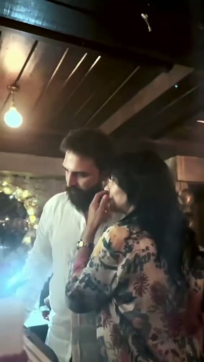 المخرجة رشا شربتجي تحتفل بعيد ميلادها الخمسين في أجواء رومانسية مع زوجها