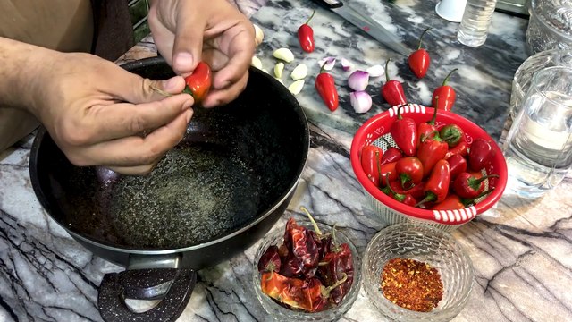 Peri Peri Sauce | Hot Sauce Recipe | Hot & Spicy | Chef Faizan Naeem | Kitchen With Faizan