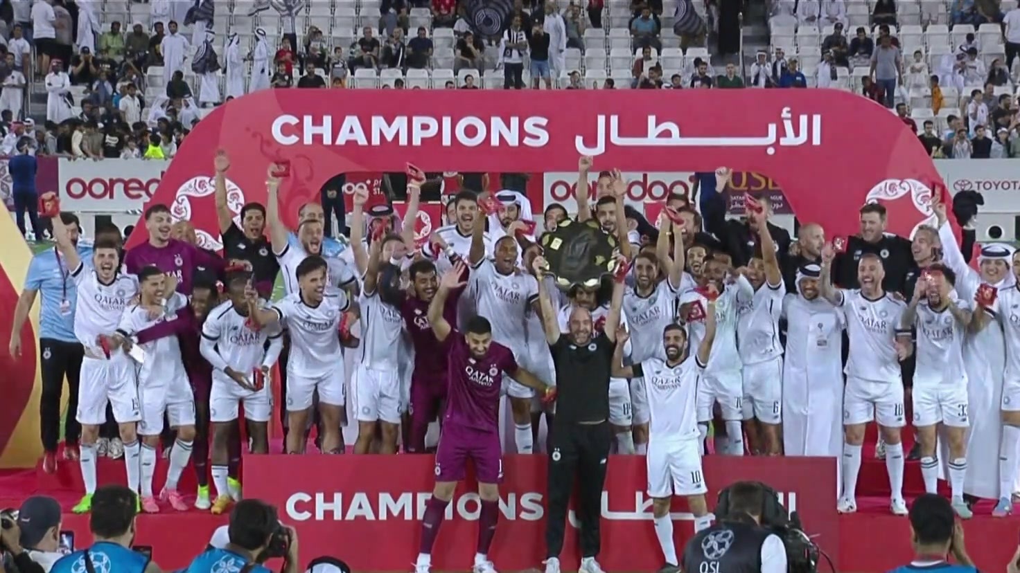 السد يحتفل بلقب درع الدوري بحضور جماهيري غفير